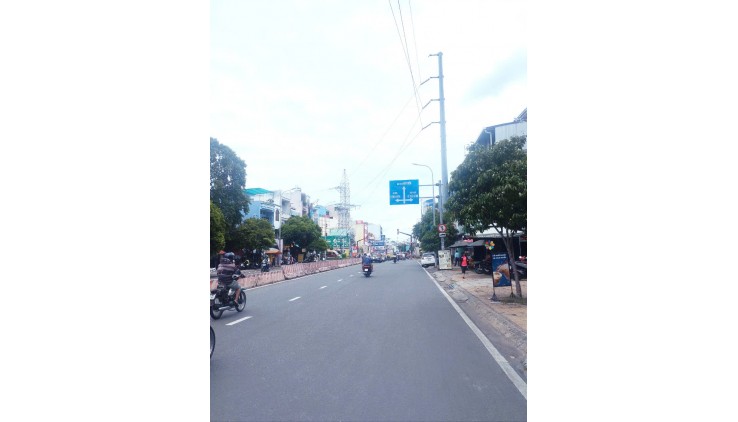 Hiếm Lạc Long Quân - Cư Xá  Quận 11 - 4x13m HXH sát  nhà - 2 tầng